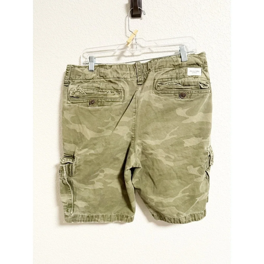 Abercrombie & Fitch Y2K‎ Mens Camo Cargo Shorts Utility Button Fly Green Sz 34